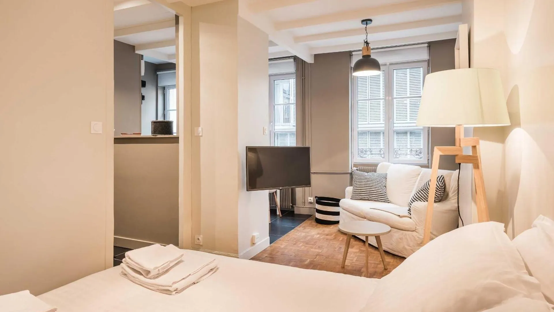 Dify Studio - Perrache Confluence Lyon